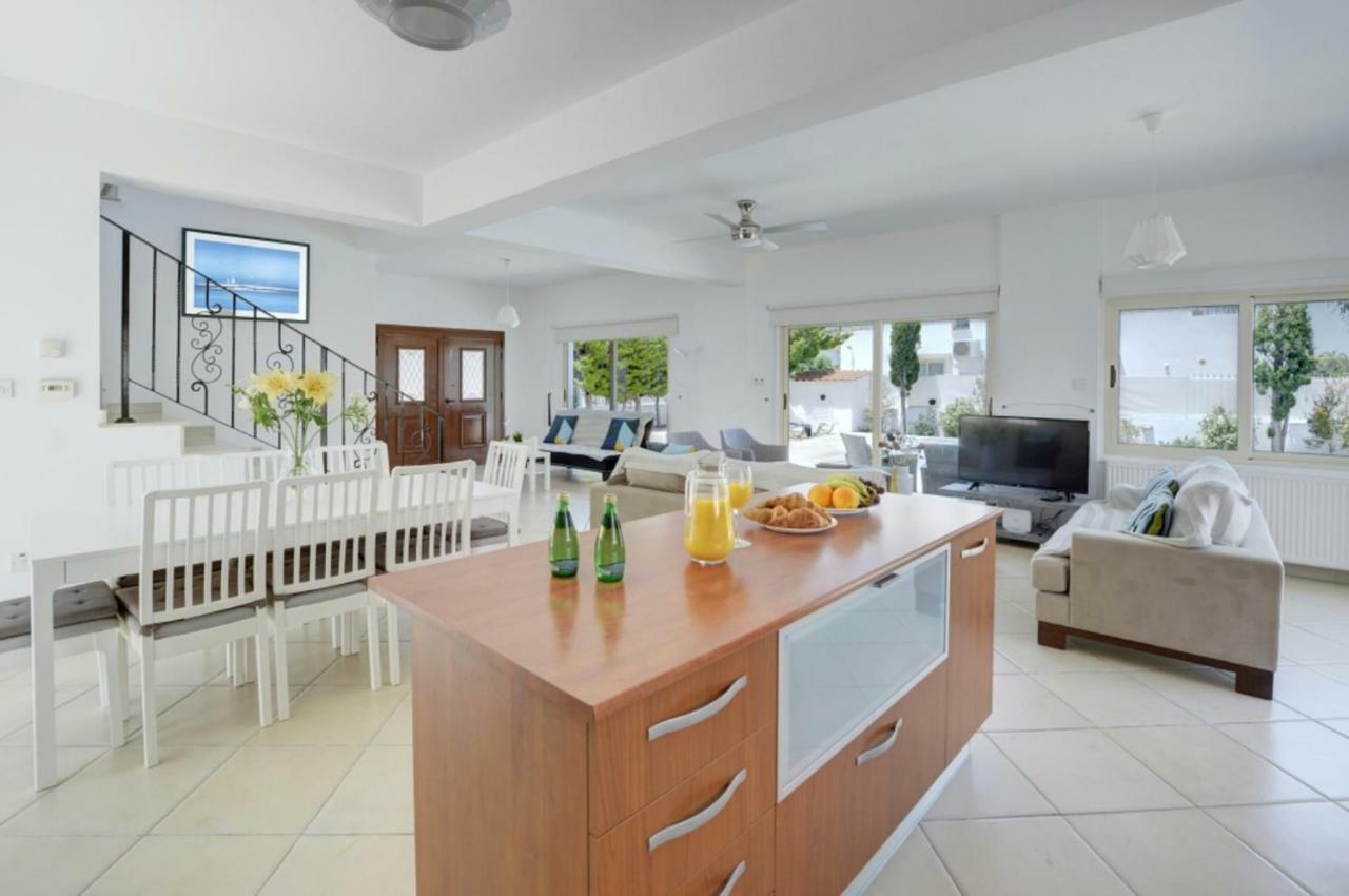 Blue Sea Villa Protaras Extérieur photo